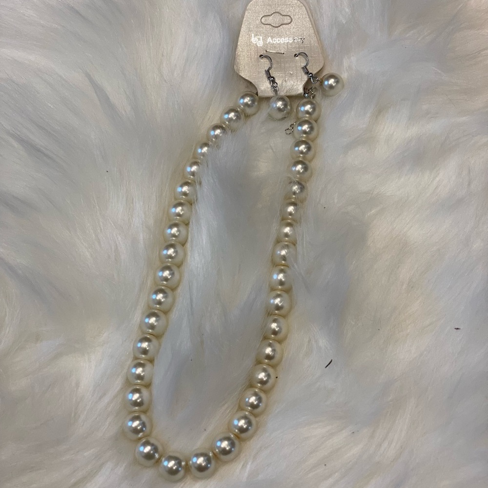 Necklace set - Picture 2 of 5